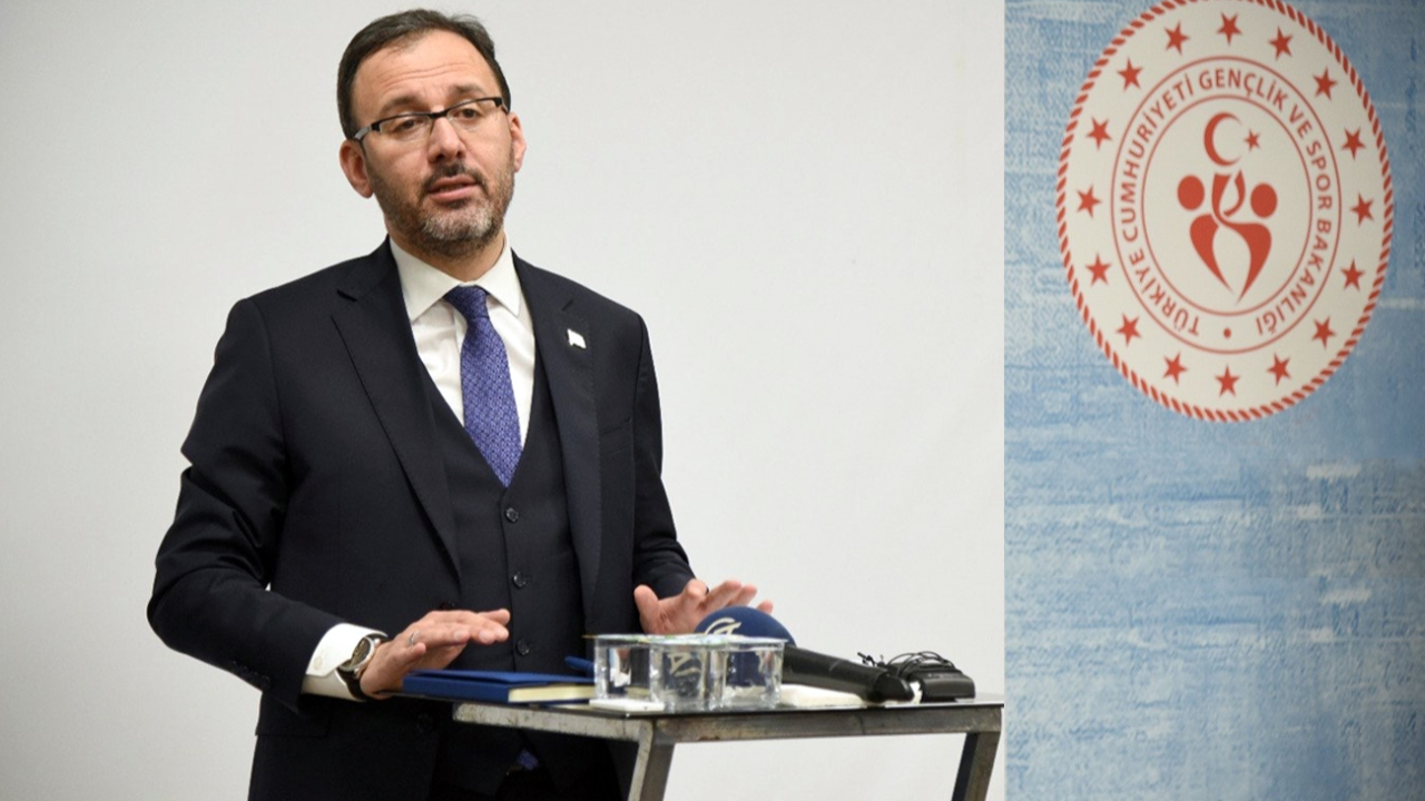 Bakan Kasapoğlu'ndan İstiklal Marşı tepkisi...