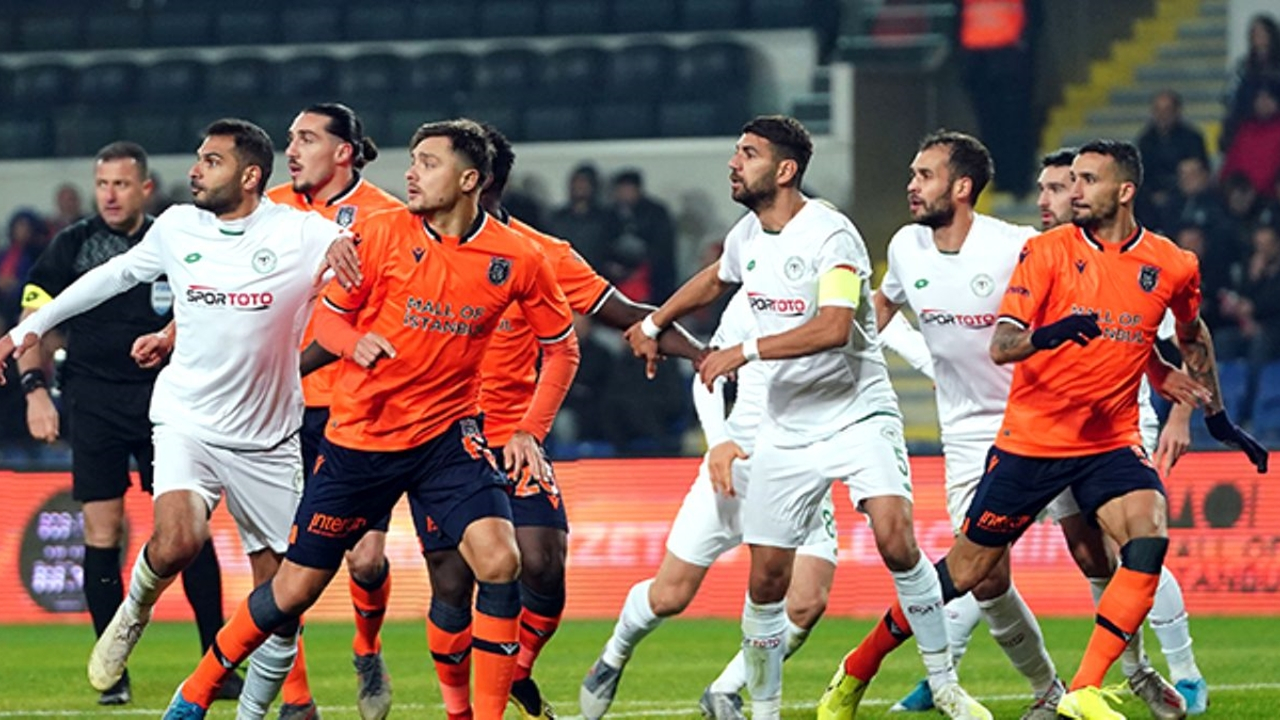 Başakşehir ile Konyaspor 1-1 berabere kaldı!