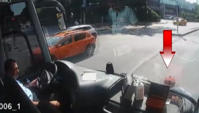 Yolcu otobüsü yaşlı adamı ezdi!