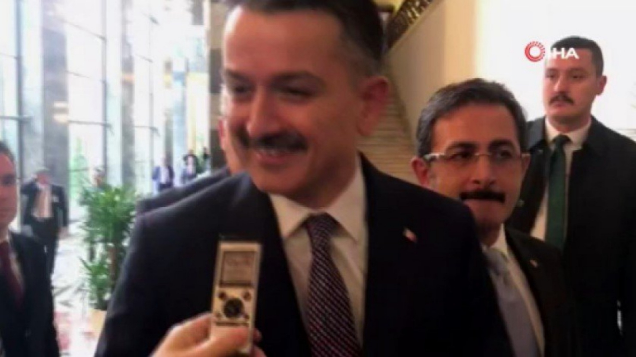 Pakdemirli’den at eti ithalatı sorusuna cevap!