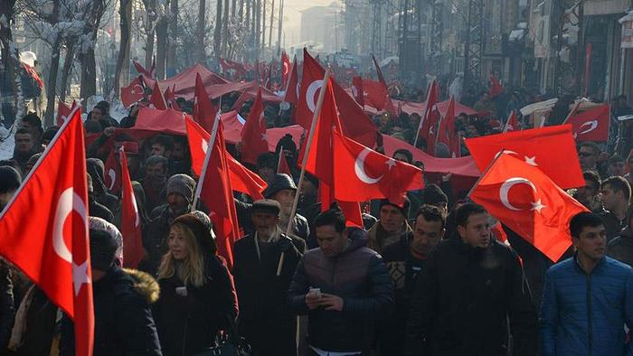 Diyarbakır ve Yüksekova'da terör protestoları