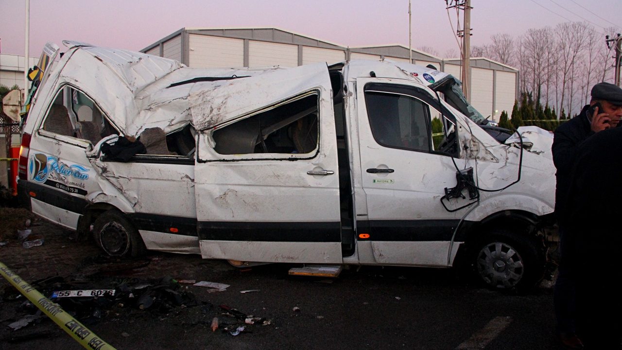 Samsun'da öğrenci servisi kaza yaptı: Çok sayıda yaralı var