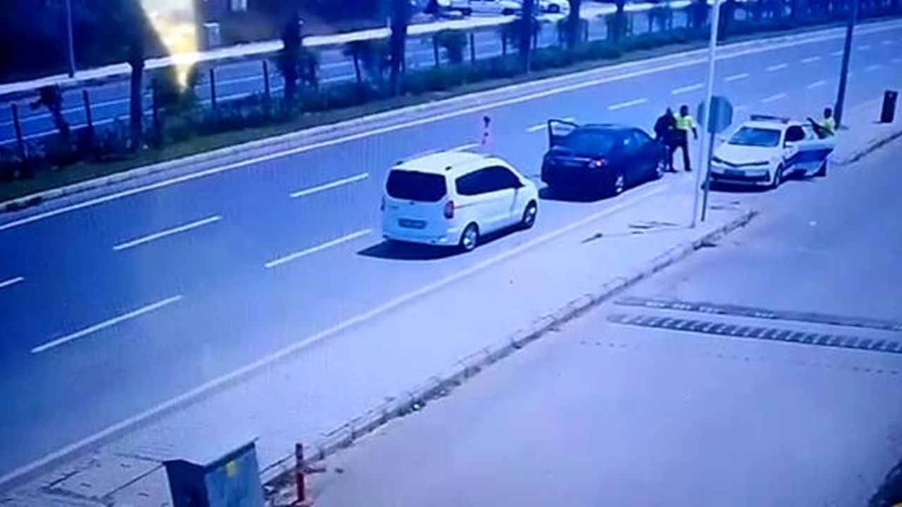 Rahatsızlanan sürücüyü hastaneye yetiştirdi...