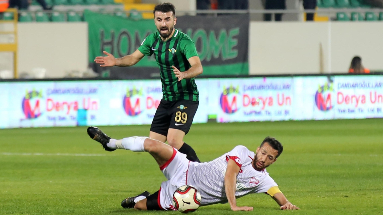 Akhisarspor ile Boluspor golsüz berabere kaldı!
