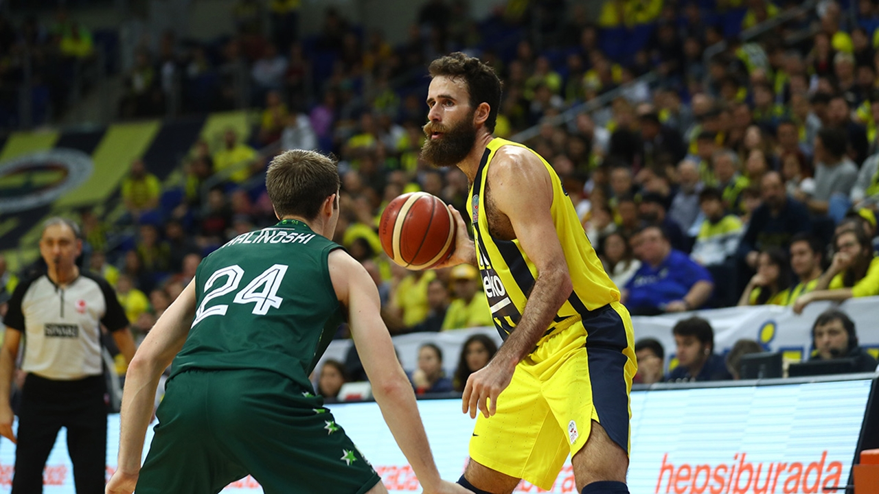 Fenerbahçe Beko, Bandırma'yı 89-79 mağlup etti!