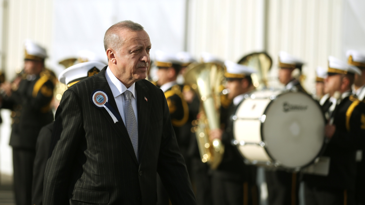 Erdoğan: Vazgeçersek denize girecek kıyı bırakmayacaklar!