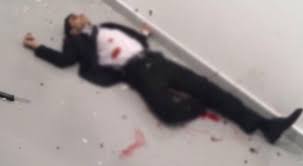 Suikastçı 4 kez bacağından vuruldu, çatışmaya devam etti!