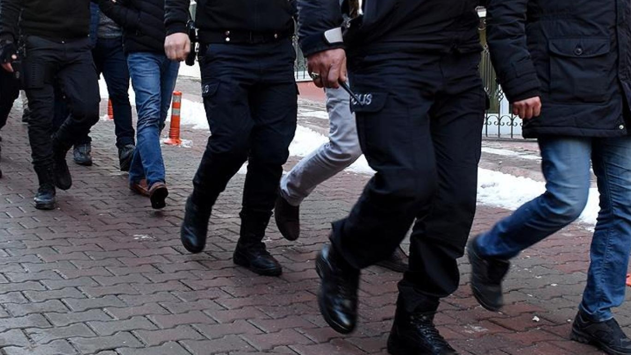 FETÖ'den 43 kişi tutuklandı...
