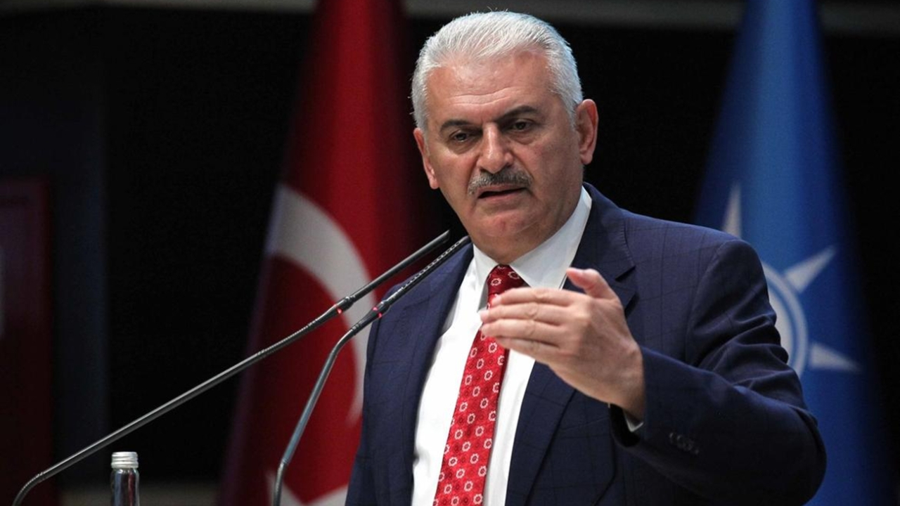 Yıldırım: Bazıları menfaatinin bittiği durakta indi!