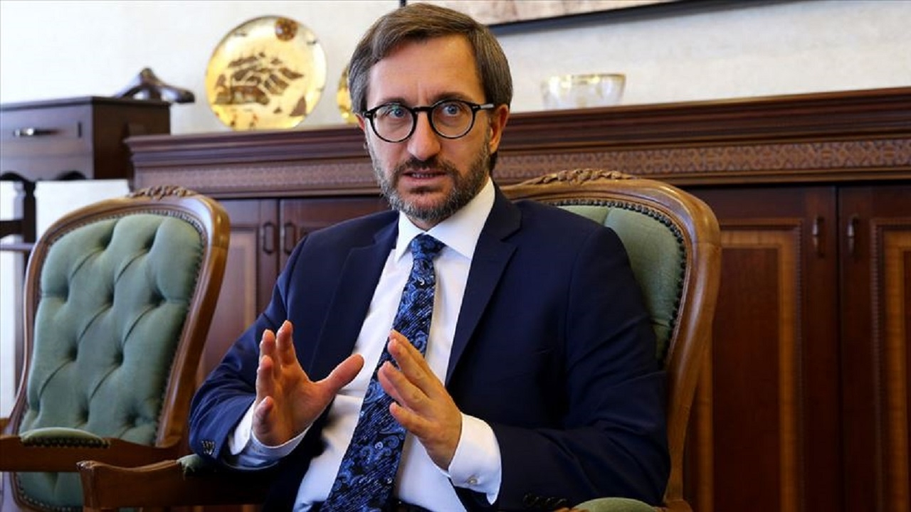 Altun: Dünyanın zekasıyla alay etmektir...