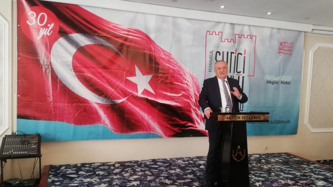 Ağar, isim vermeden Davutoğlu ve Babacan'a yüklendi: Sadece ve sadece kişisel kavgalar yüzünden...