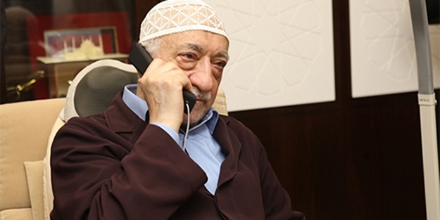 Gülen Türkiye'deki imamlarına telefon açarak...