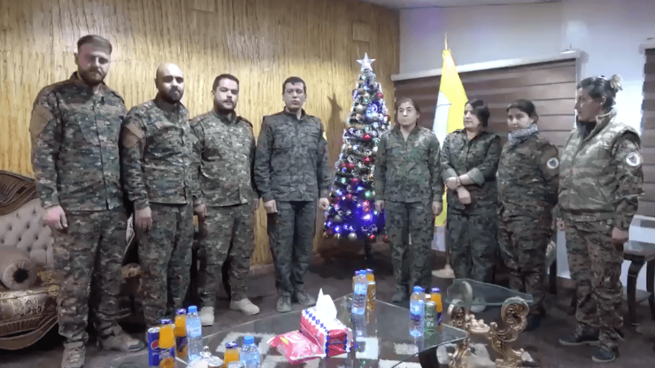 PKK/YPG, Batı'ya şirin gözükmek için Noel kutladı!