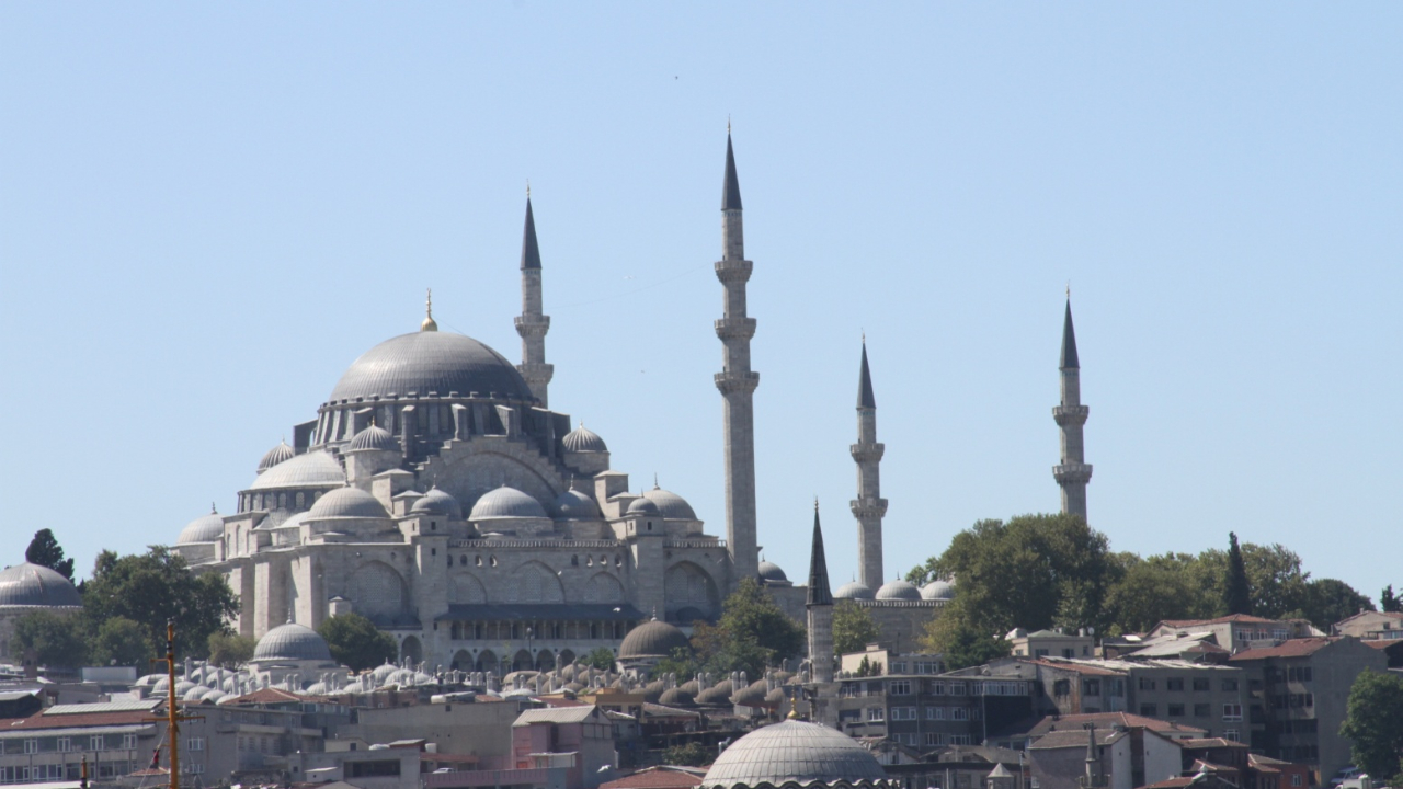 Süleymaniye'deki ayetleri ters yerleştirdiler!
