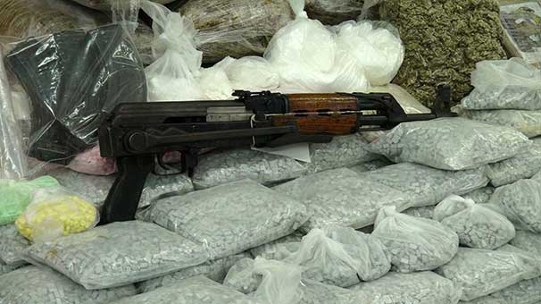 Hepsi aynı evden çıktı: Tam 12 milyon lira değerinde