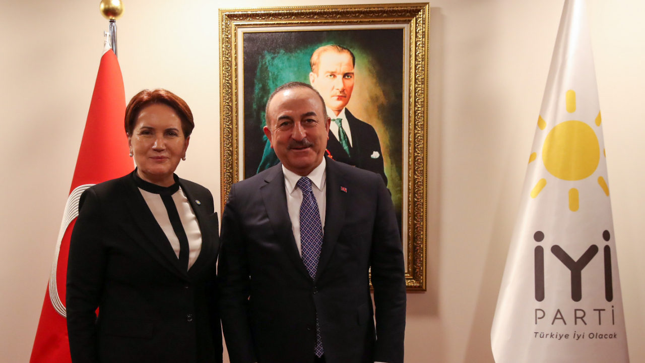 Bakan Çavuşoğlu, Libya tezkeresini görüşmek üzere CHP'nin ardından İYİ Parti'yi ziyaret etti!