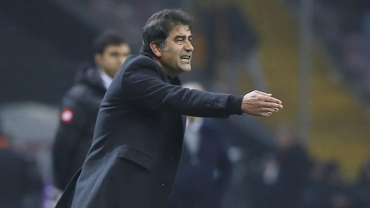 Ünal Karaman'ın gitmesine Fenerliler sevindi!