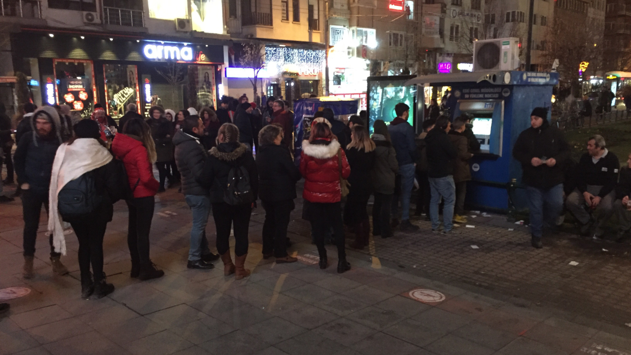 Yılbaşı için değil zamlar için geri sayım yaptılar!