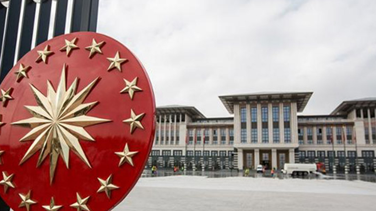 Cumhurbaşkanlığı forsunu dolandırıcılığa alet ettiler!