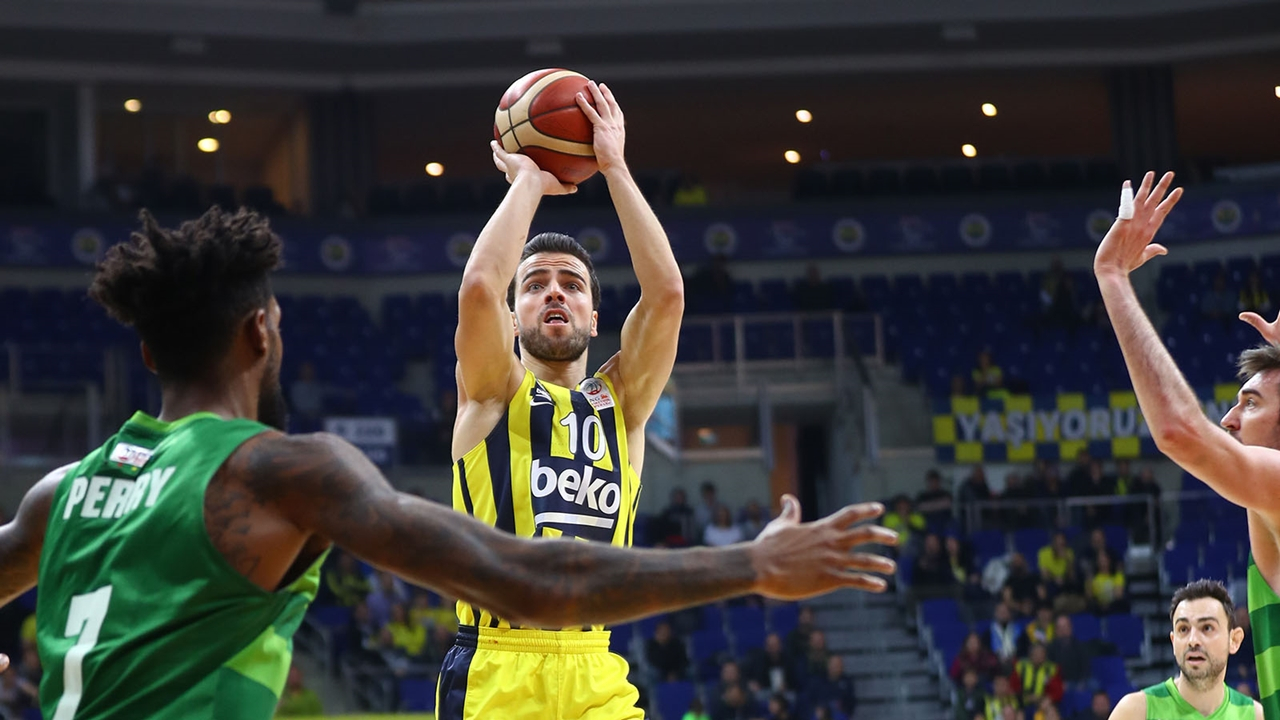 Fenerbahçe Beko, Bursaspor'u 86-83 mağlup etti!