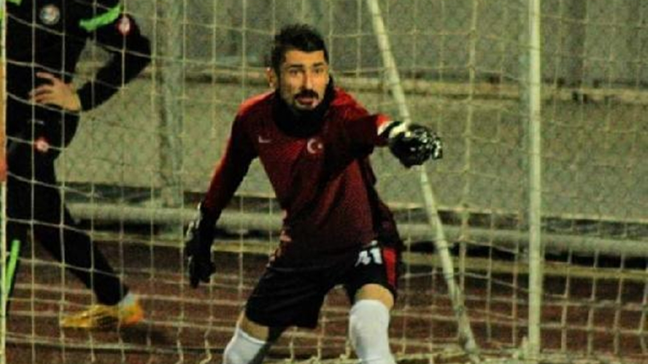 Kalecinin kaburgası kırıldı, akciğeri hasar gördü!