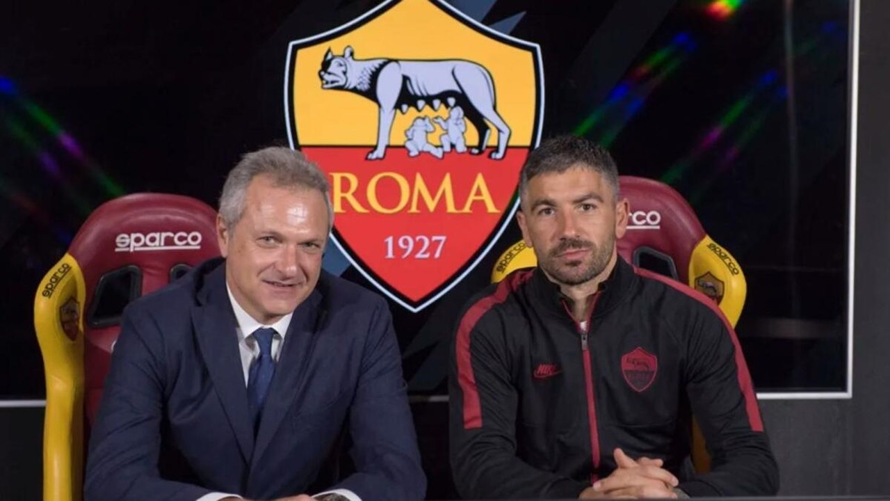 Kolarov, Roma ile 1 yıllık yeni sözleşme imzaladı!