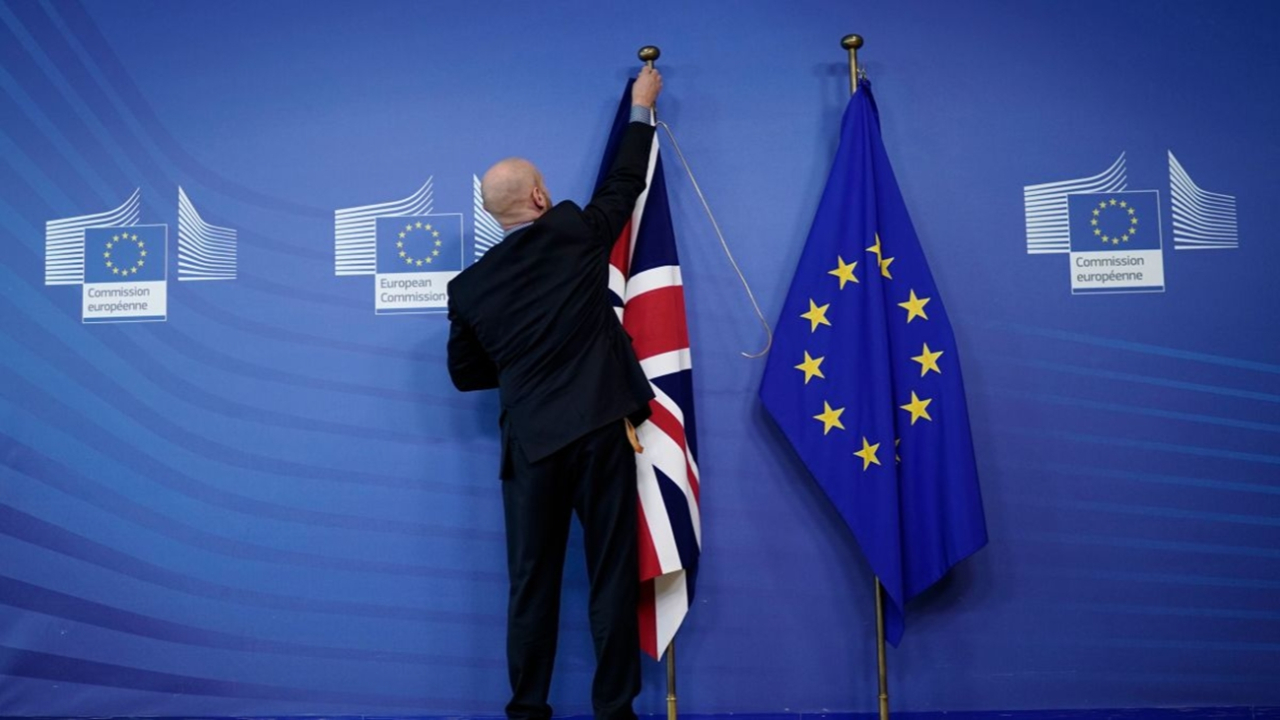 Brexit parlamentoda kabul edildi...