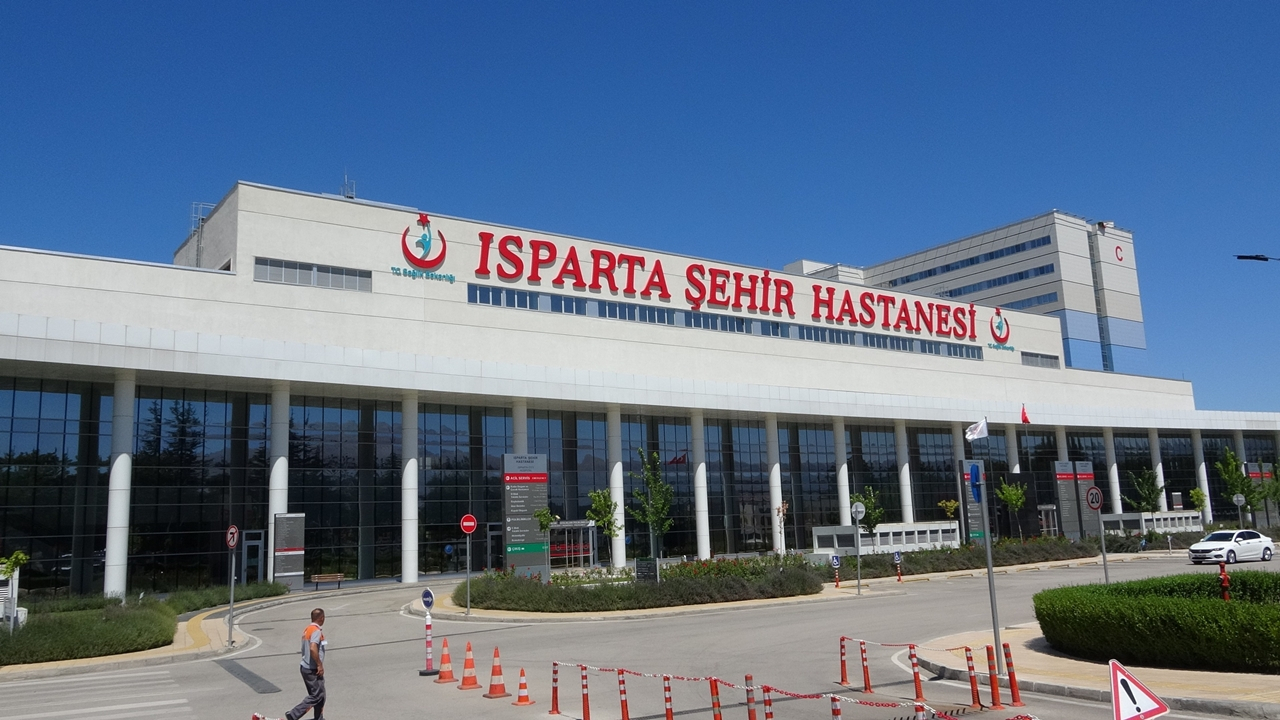 Isparta'da 1 kişi öldü, 5 kişi tedavi altında!