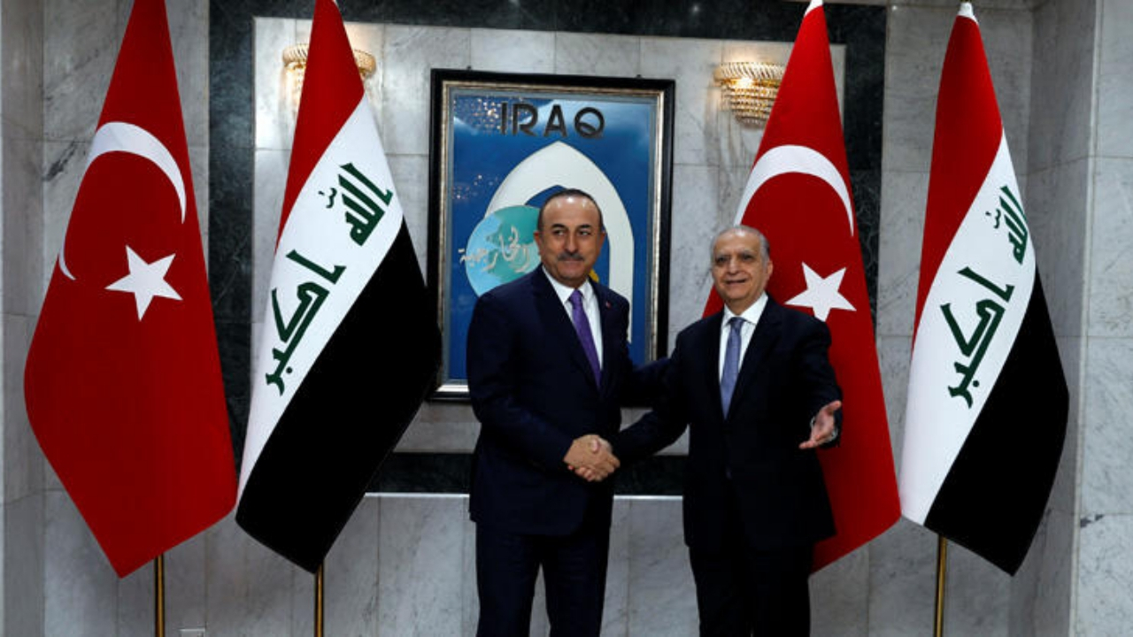 Bakan Çavuşoğlu, Irak'tan dünyaya seslendi!