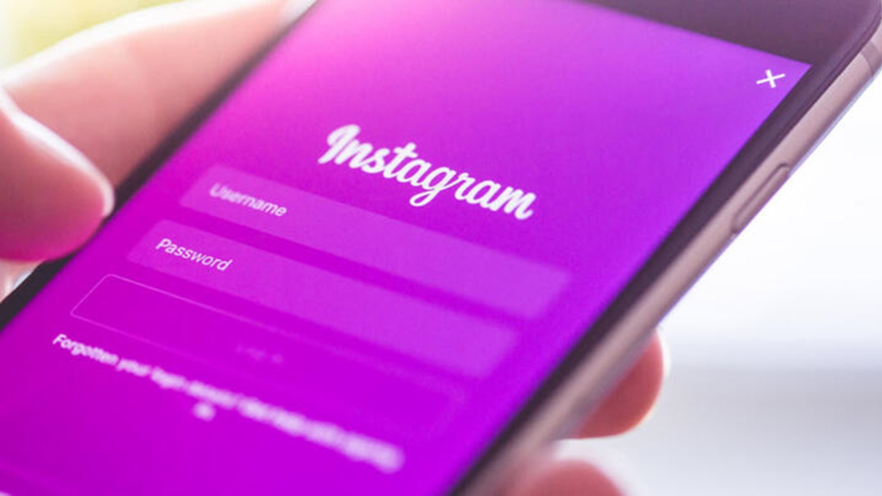 Instagram'a çok kötü haber! Düşüyor...