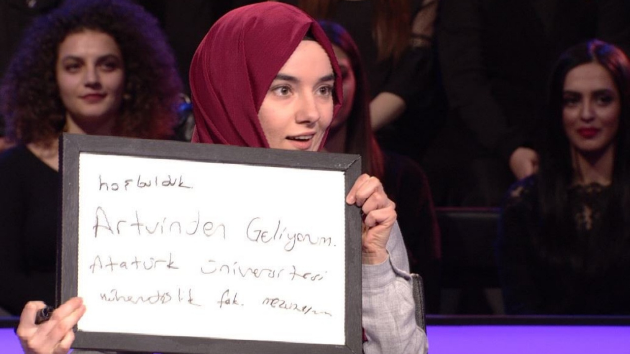 Kızılay Ümmü Gülsüm'e iş teklif etti!