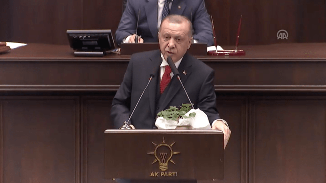 Erdoğan'dan Esed'e müdahale sinyali