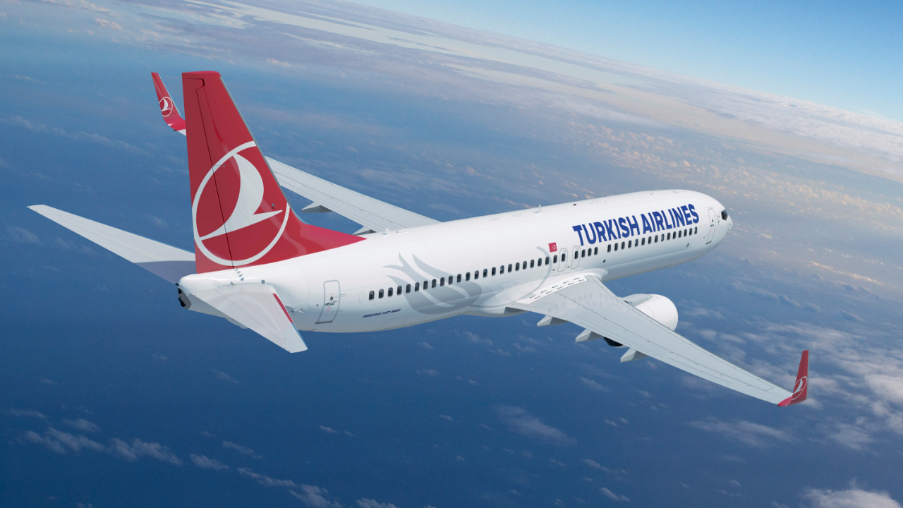 Darbe girişimi oldu, Türk Hava Yolları uçağı rota değiştirdi!