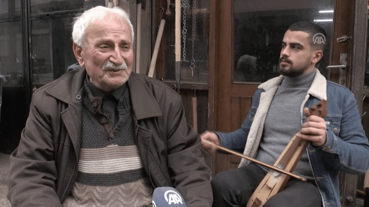 Rizeli atma türkü üstadı Osman Dayı! AA yaşayan efsaneyle konuştu...
