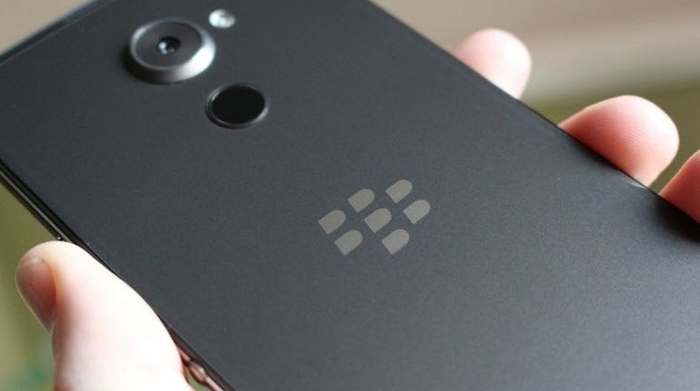 BlackBerry'nin yeni telefonu 'Mercury' sızdırıldı!
