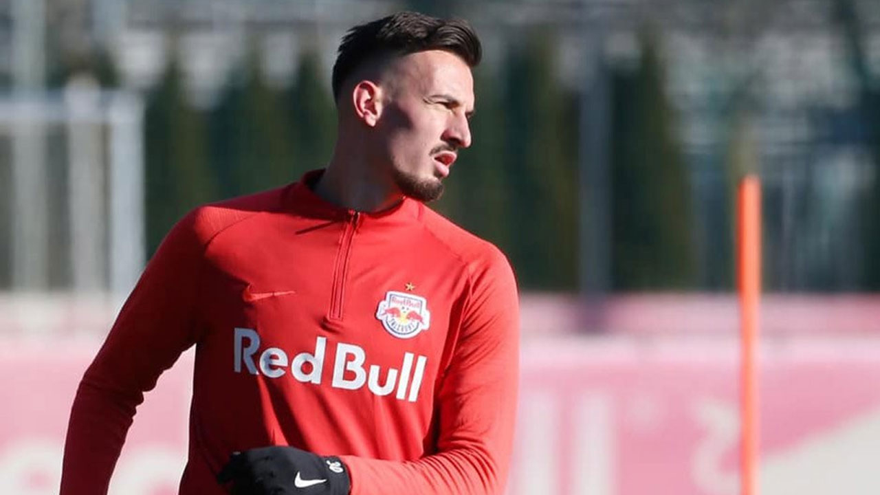 Mergim Berisha Fenerbahçe'yle anlaştı!