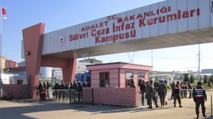 FETÖ'nün darbecileri hakim karşısında! İlk duruşma bugün