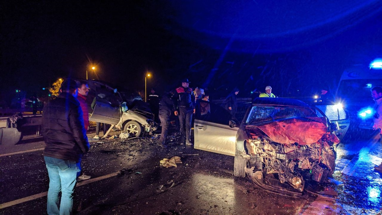 Edirne'de korkunç kaza: 3 ölü, 2 yaralı...