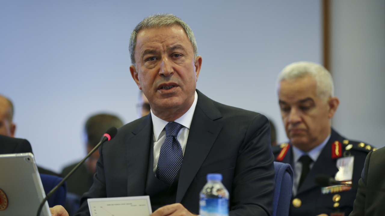 Bakan Akar'dan 2 İranlı isimle kritik görüşme
