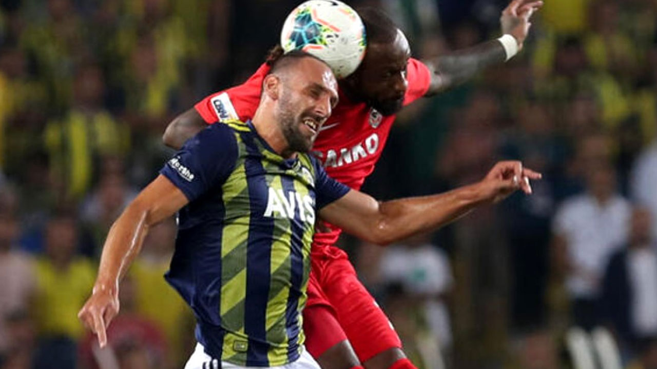 Fenerbahçe Gaziantep'i iki golle geçti!