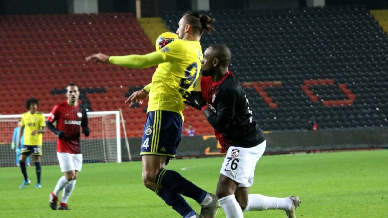 Fenerbahçe Gaziantep'i iki golle geçti!