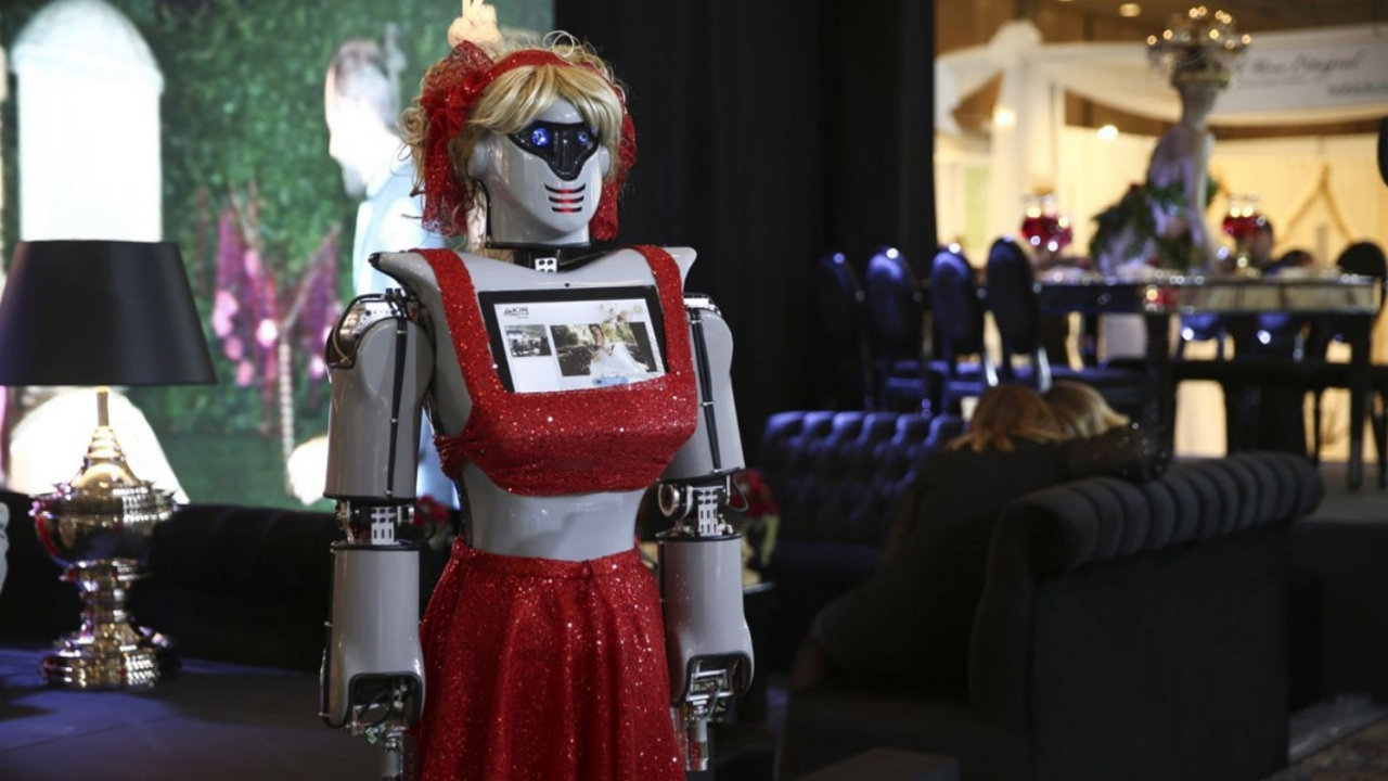 Konyalı robotlar kına gecelerine katılacak: İşimi çok seviyorum...