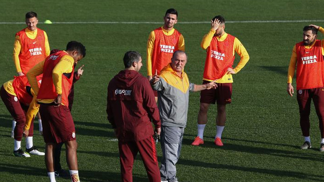 Fatih Terim'den futbolculara uyarı!