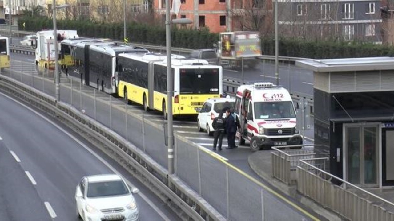 Okmeydanı'nda metrobüs kazası