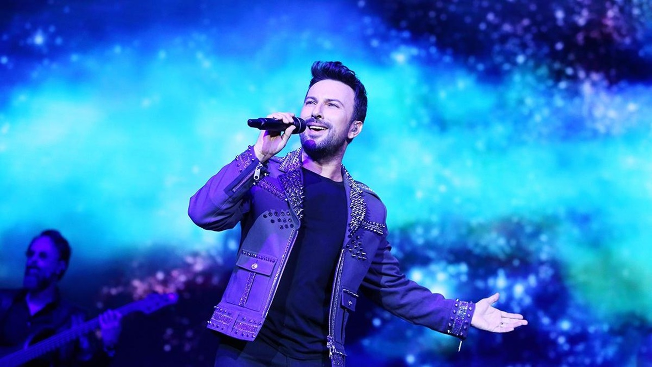 Tarkan müjdeli haberi verdi!