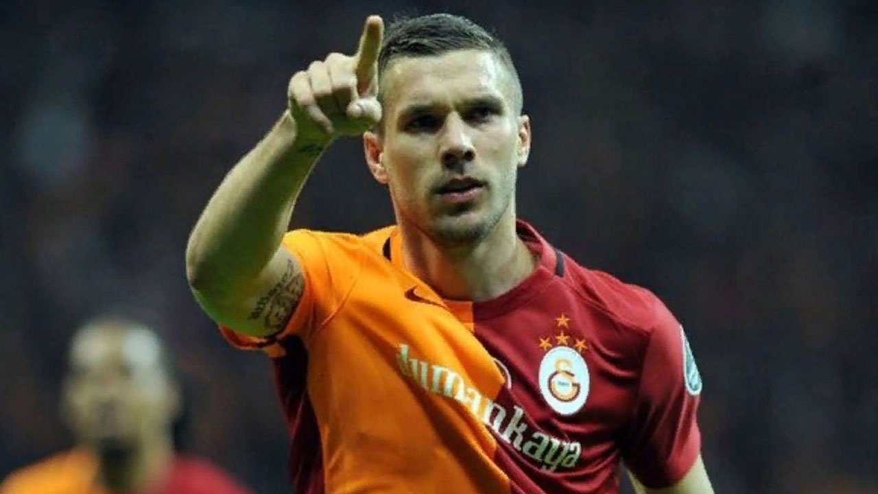 Antalya'da Podolski coşkusu!