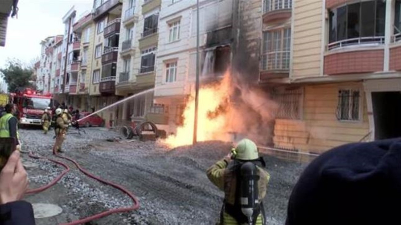 Esenyurt'ta korkutan patlama!
