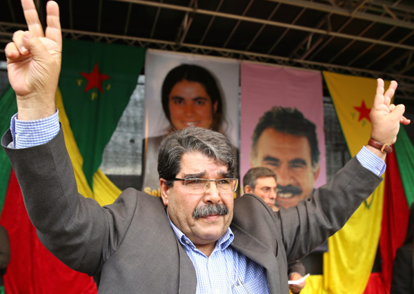 Terör örgütüne 'bölgeyi boşaltın' talimatı