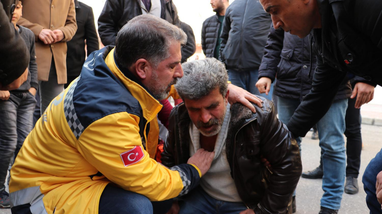 Oğlunun montu HDP binasından çıktı!