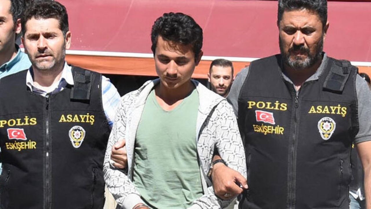 Afganlı adamı parçalara ayıran caniye 18 yıl